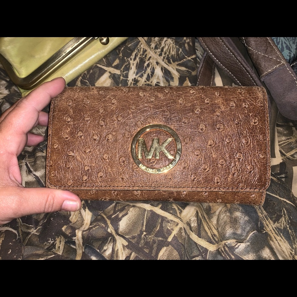 Authentic MK Michale Kors wallet